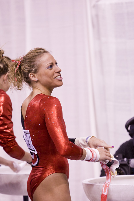 09NCAAF1D_11922_TiffanyT